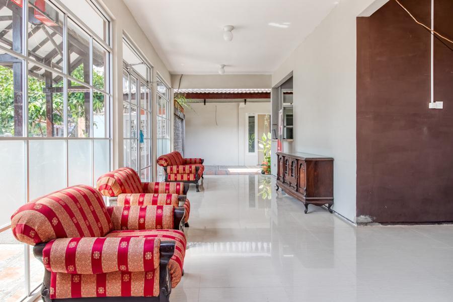 Reddoorz Near Malioboro Tugu Station Jogja Hotel Yogyakarta Eksteriør billede