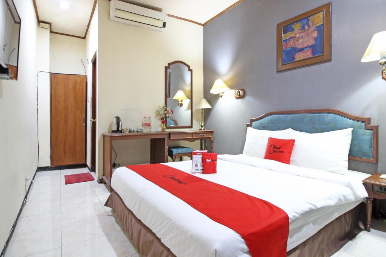 Reddoorz Near Malioboro Tugu Station Jogja Hotel Yogyakarta Eksteriør billede