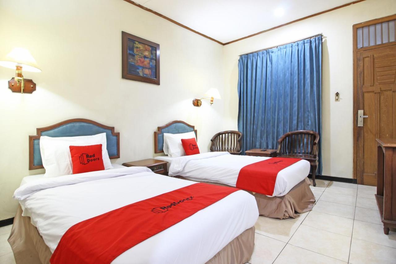 Reddoorz Near Malioboro Tugu Station Jogja Hotel Yogyakarta Eksteriør billede