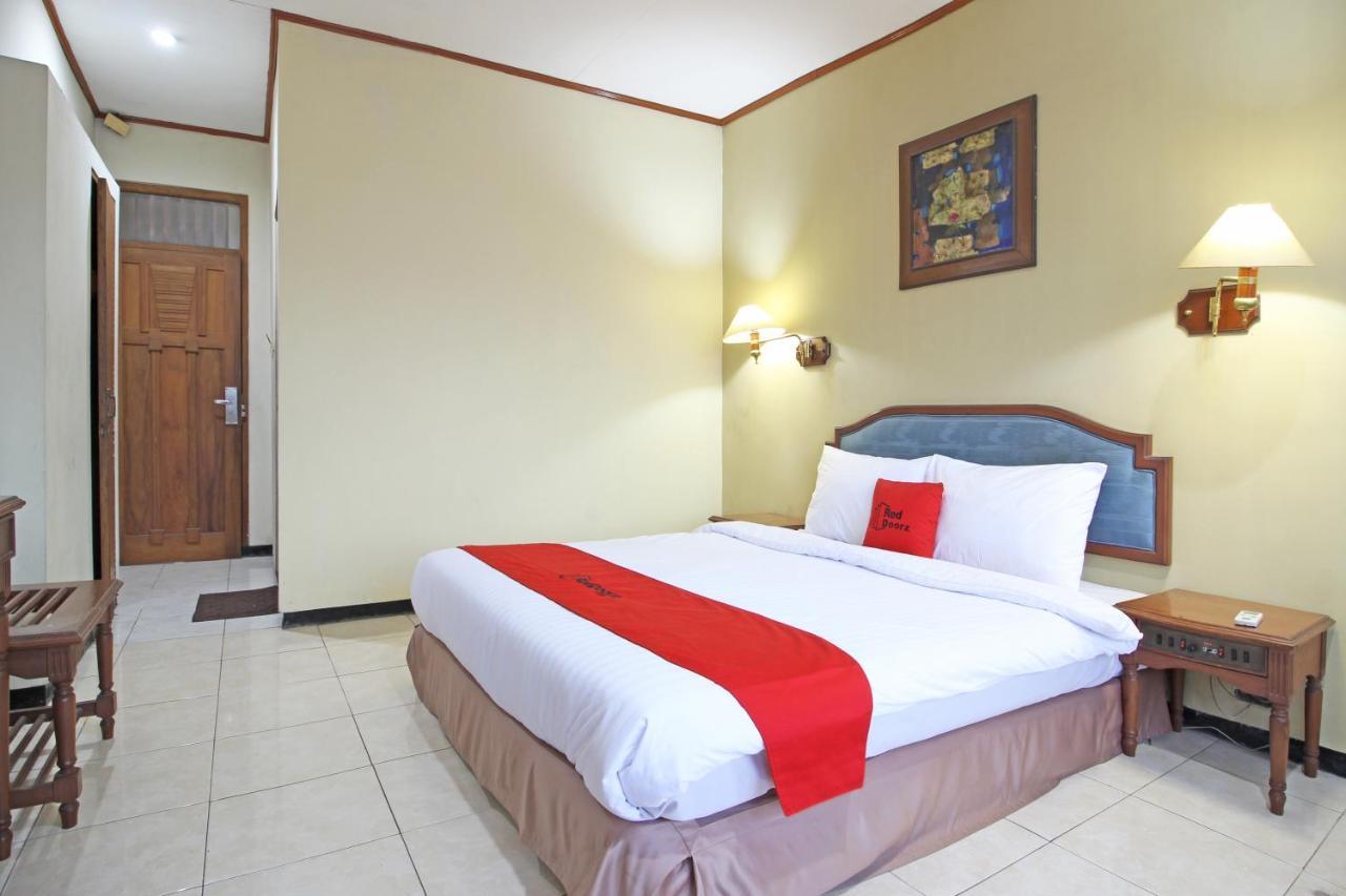 Reddoorz Near Malioboro Tugu Station Jogja Hotel Yogyakarta Eksteriør billede