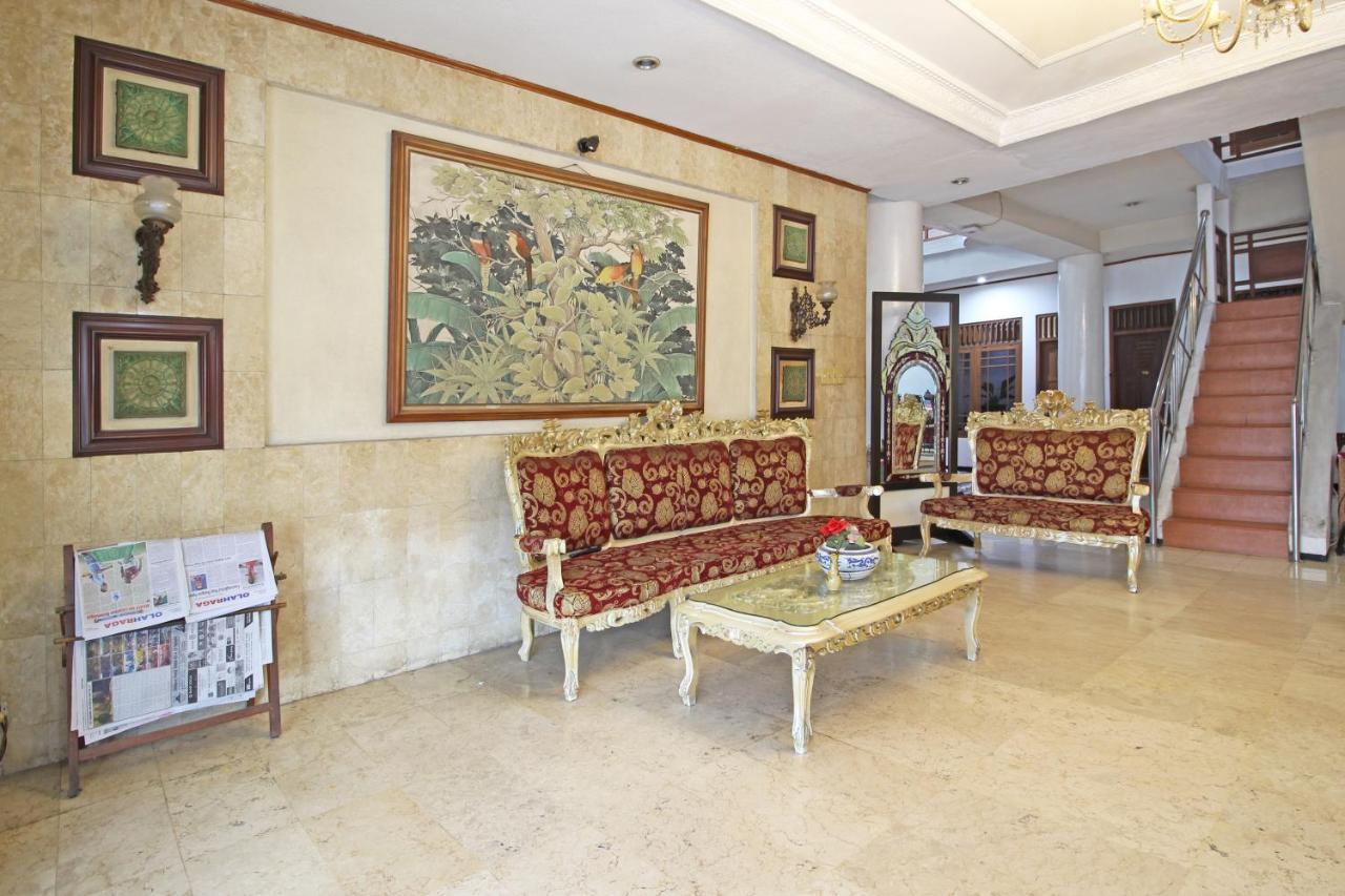 Reddoorz Near Malioboro Tugu Station Jogja Hotel Yogyakarta Eksteriør billede