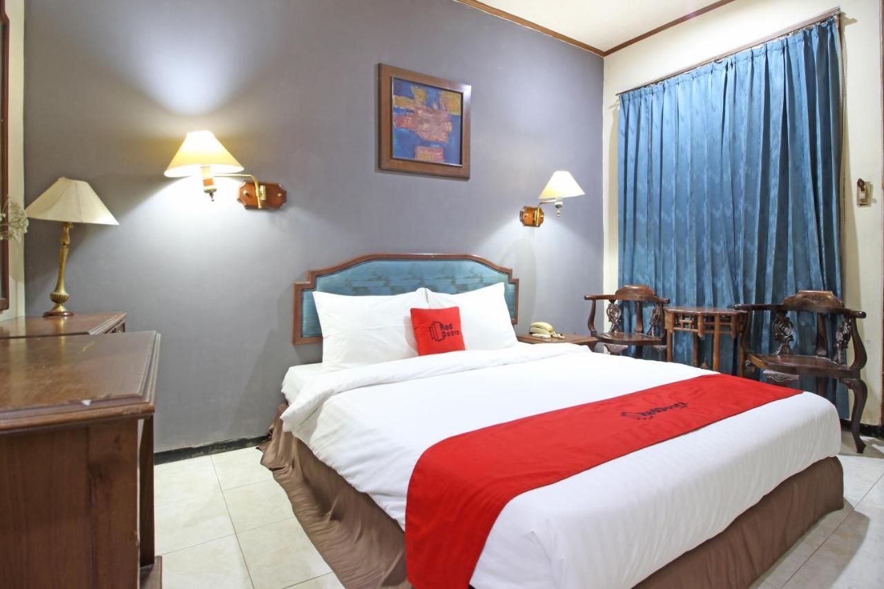 Reddoorz Near Malioboro Tugu Station Jogja Hotel Yogyakarta Eksteriør billede