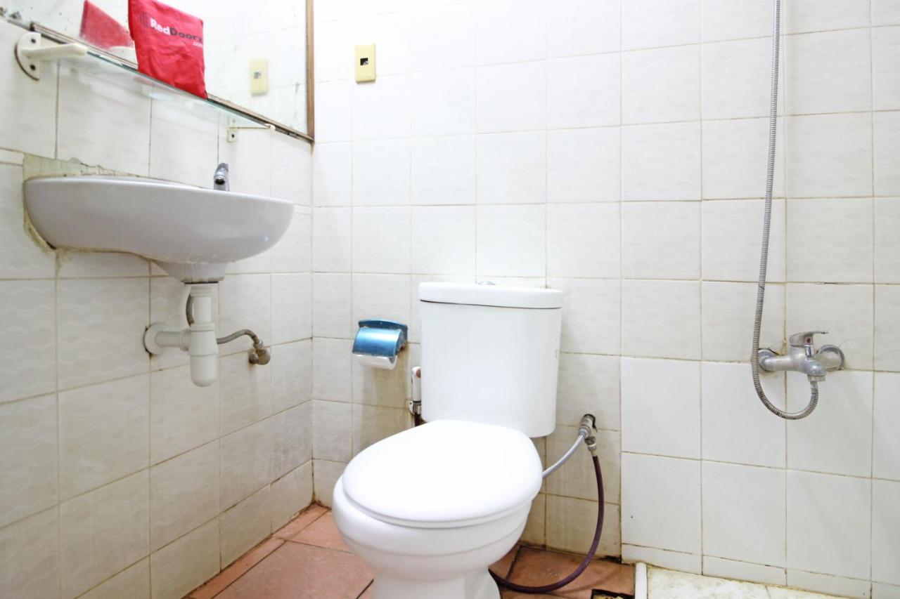 Reddoorz Near Malioboro Tugu Station Jogja Hotel Yogyakarta Eksteriør billede
