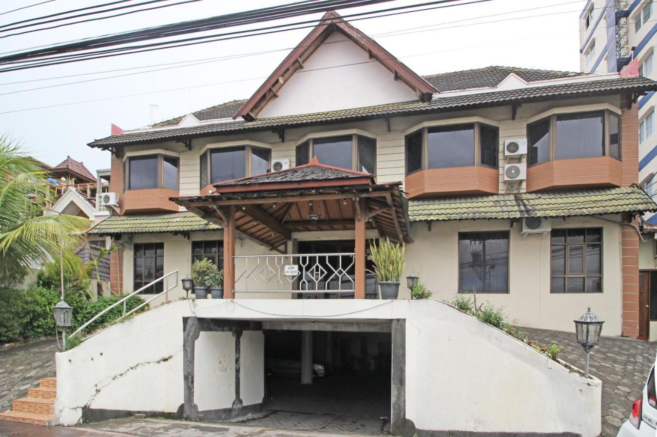 Reddoorz Near Malioboro Tugu Station Jogja Hotel Yogyakarta Eksteriør billede