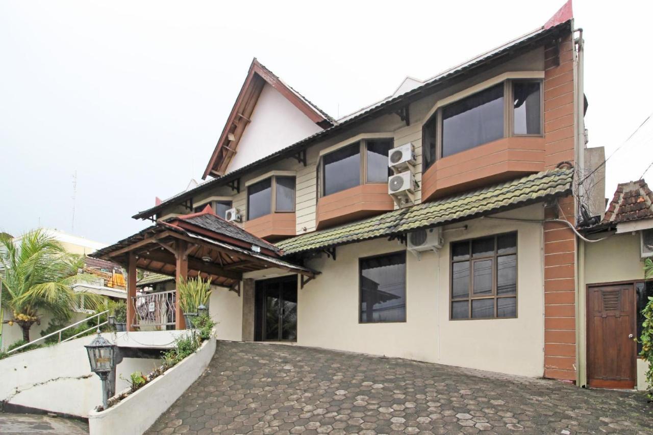 Reddoorz Near Malioboro Tugu Station Jogja Hotel Yogyakarta Eksteriør billede